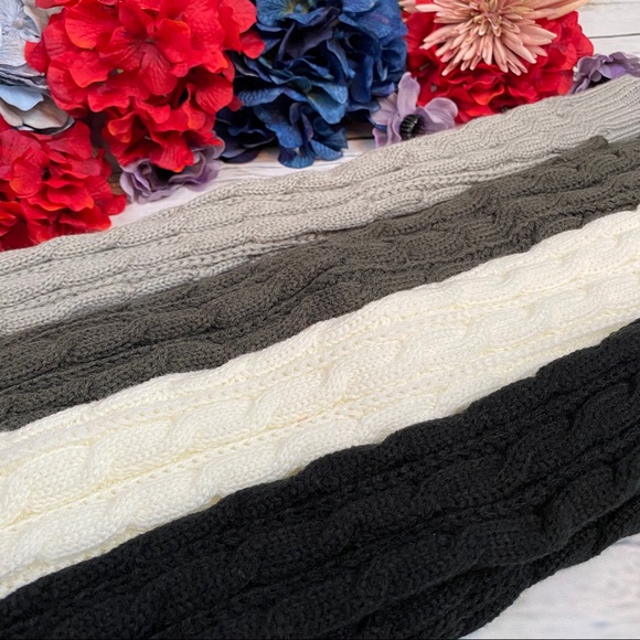 Long Cable Knit Over Elbow Arm Hand Warmers - Picture 7 of 9